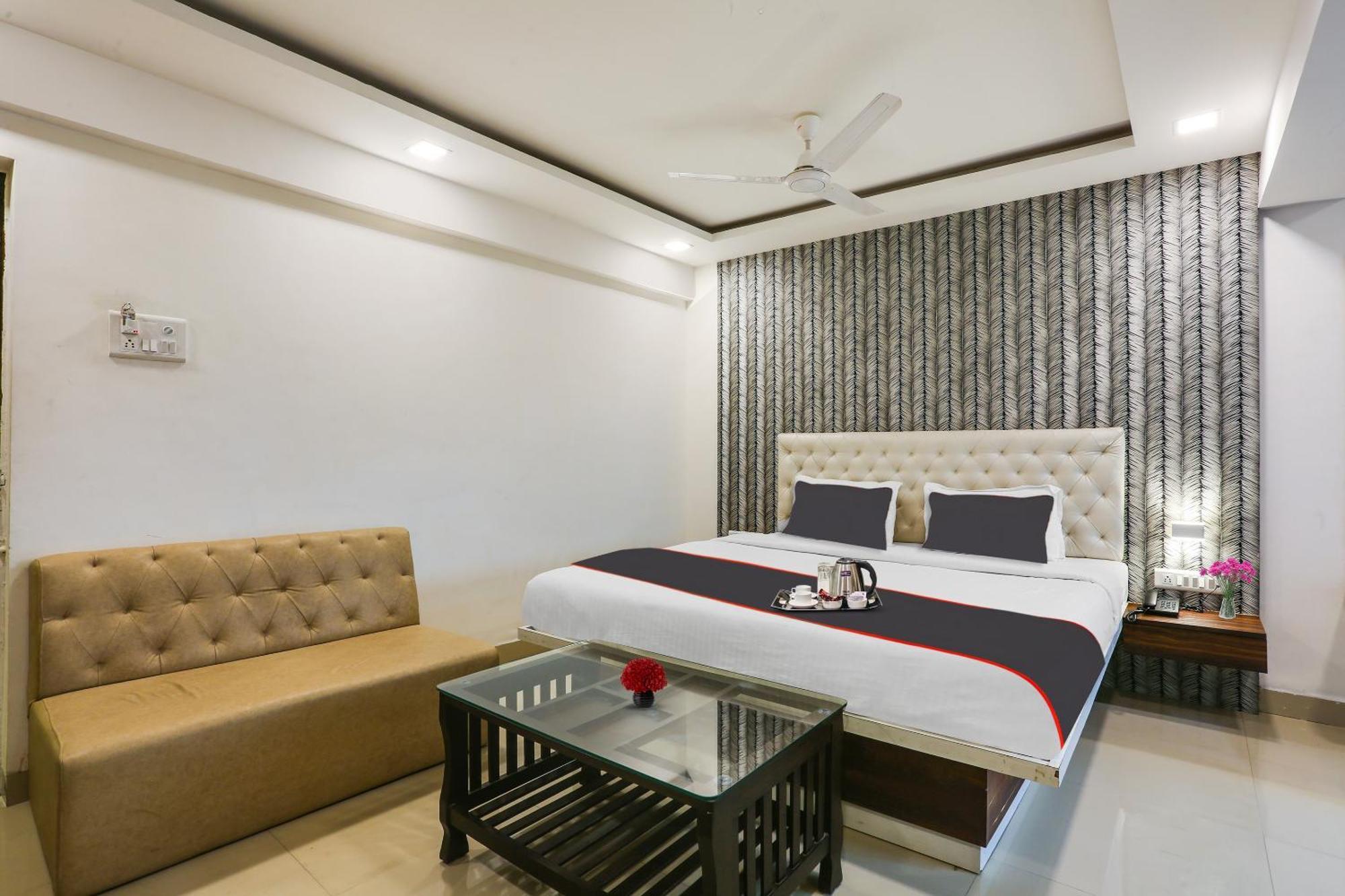 Capital O Arsh Executive Inn Mumbai Exterior foto