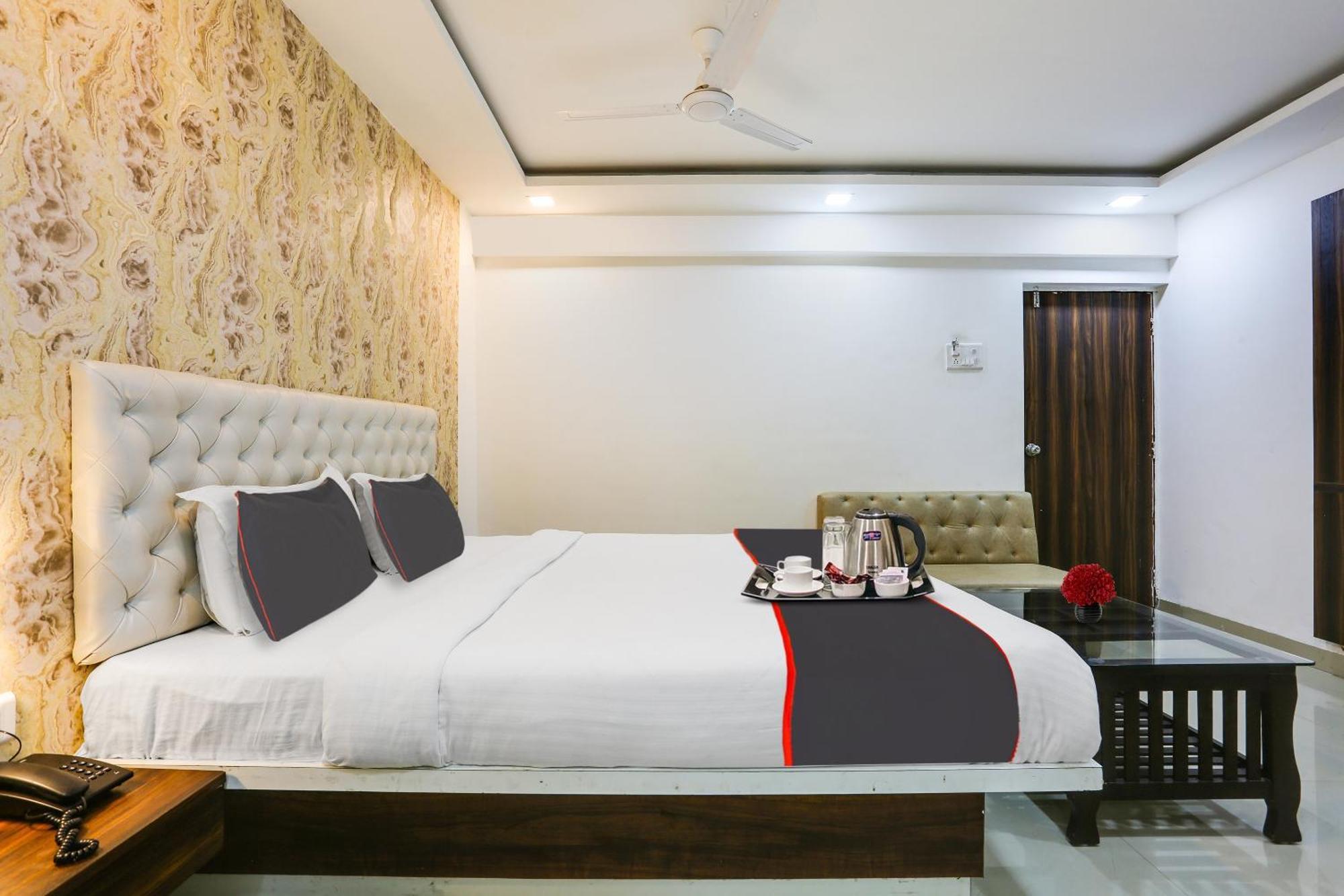 Capital O Arsh Executive Inn Mumbai Exterior foto