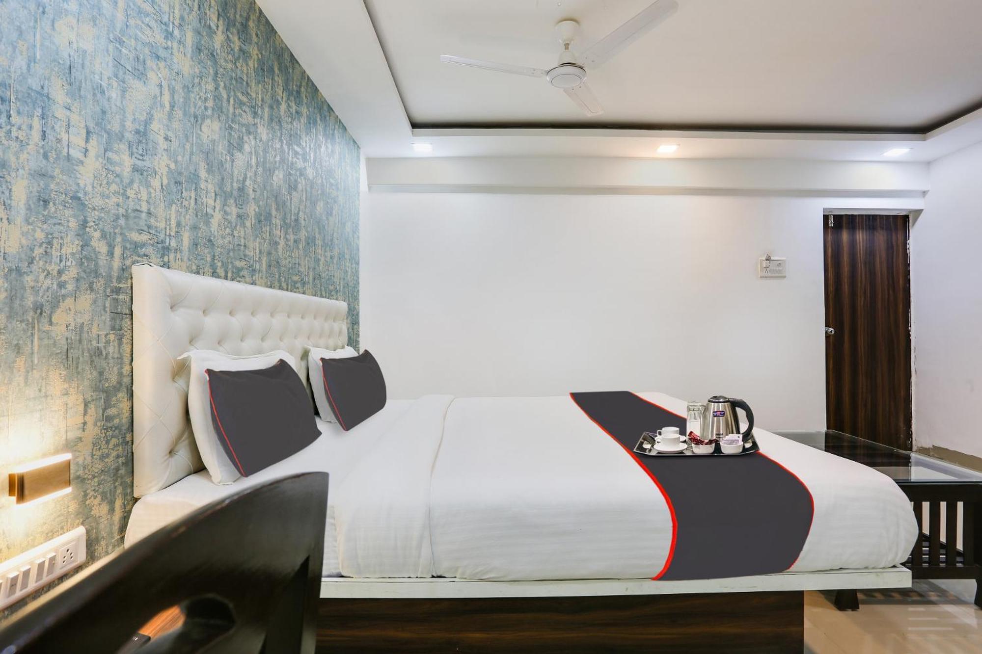 Capital O Arsh Executive Inn Mumbai Exterior foto